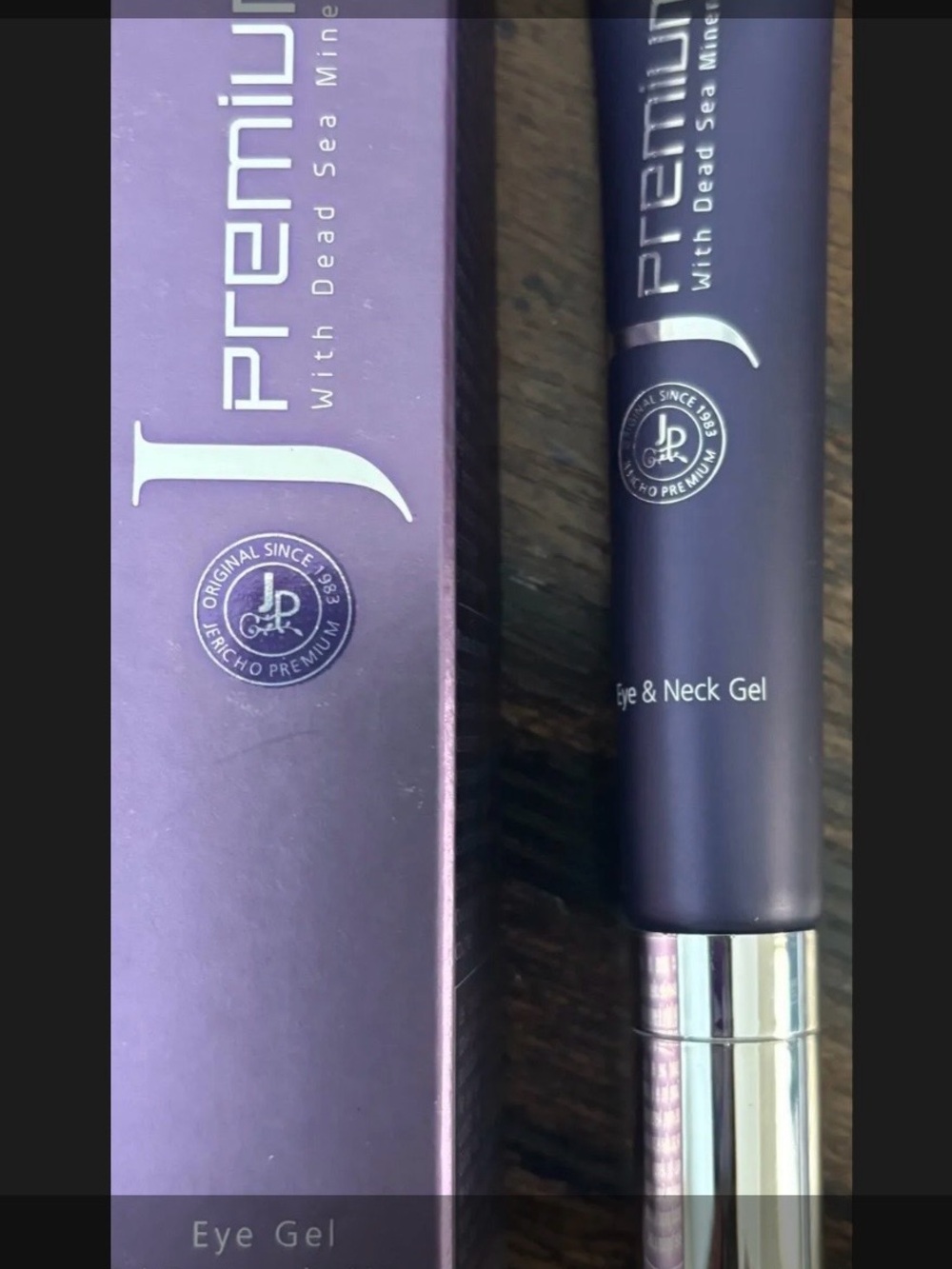 J Premium Eye & Neck Gel - Purple Tube